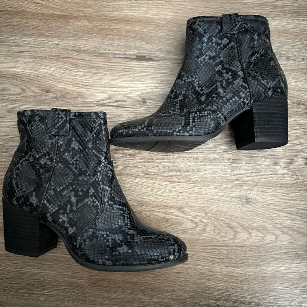 Women's Black Snakeskin Ankle Boots